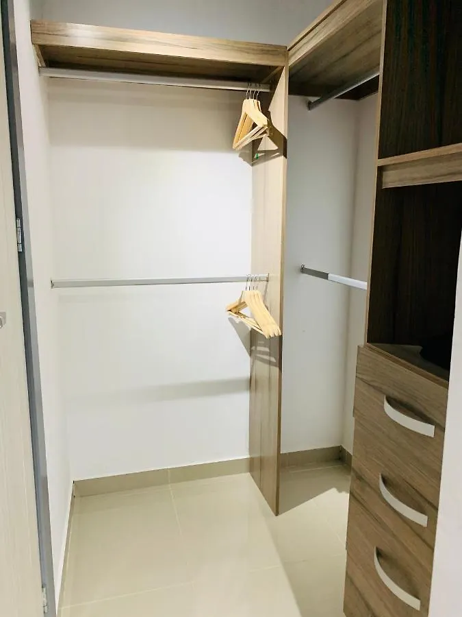 Shine Apartment Santa Marta